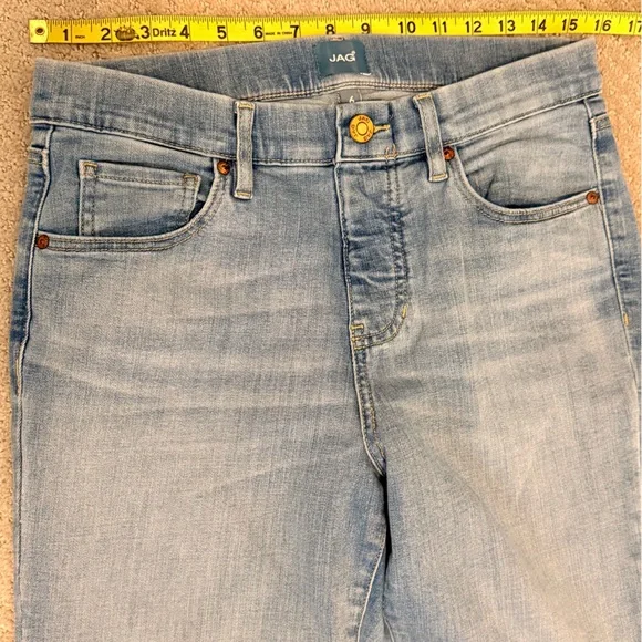 Jag Jeans Women's Light Wash Straight Jeans - Picture 6 of 11